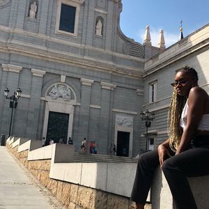 Meet your Posher, Taylor